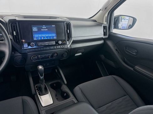 Used 2025 Nissan Frontier S image 22