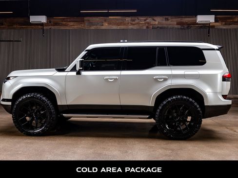 Used 2024 Lexus GX 550 w/ Accessory Package (2T) AWD/4WD image 6