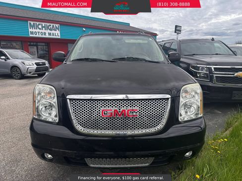 Used 2014 GMC Yukon XL Denali AWD/4WD image 3