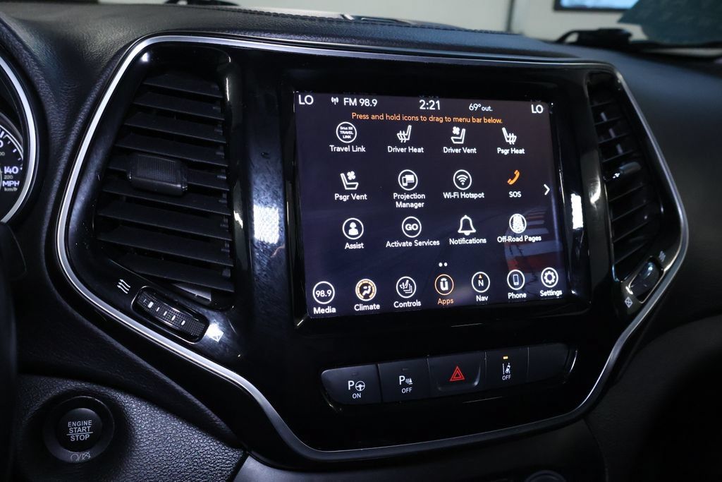 Used 2021 Jeep Cherokee Limited w/ Elite Package AWD/4WD image 31