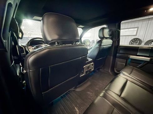 Used 2018 Ford F150 Lariat w/ Equipment Group 502A Luxury image 9