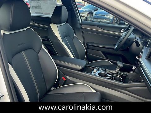 New 2026 Kia K5 GT-Line image 11