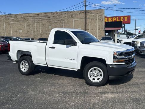 Used 2016 Chevrolet Silverado 1500 W/T RWD image 3