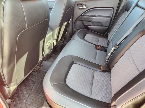 Used 2017 Chevrolet Colorado Z71 image 28