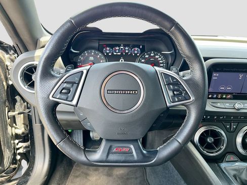 Used 2019 Chevrolet Camaro SS RWD image 11
