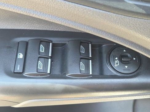 Used 2022 Ford Transit Connect XLT FWD image 22