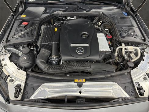 Used 2015 Mercedes-Benz C 300 4MATIC Sedan image 9