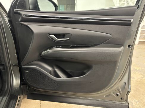 Certified 2022 Hyundai Tucson Limited FWD image 22