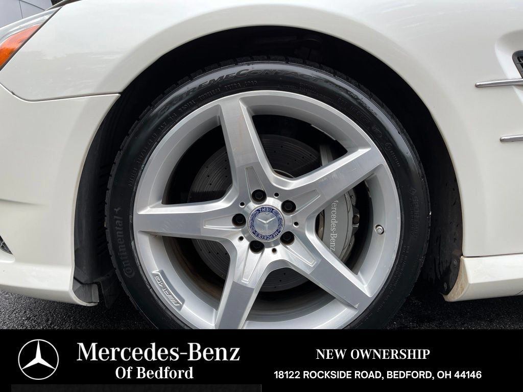 Used 2013 Mercedes-Benz SL 550 image 28