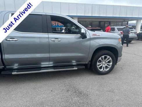 Used 2026 Chevrolet Silverado 1500 LTZ AWD/4WD image 2