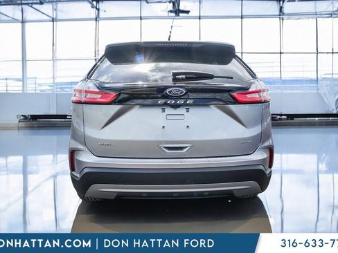 Used 2022 Ford Edge SEL w/ Convenience Package image 30