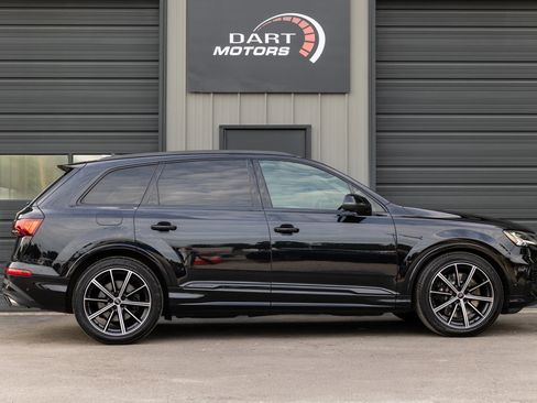 Used 2021 Audi SQ7 Premium Plus w/ Driver Assistance Package AWD/4WD image 8