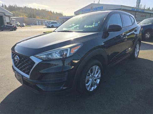 Used 2019 Hyundai Tucson SE image 17