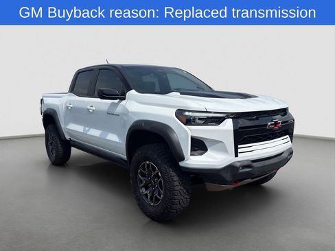 Used 2024 Chevrolet Colorado ZR2 w/ Safety Package AWD/4WD image 8