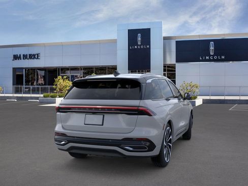 New 2026 Lincoln Nautilus Black Label image 7