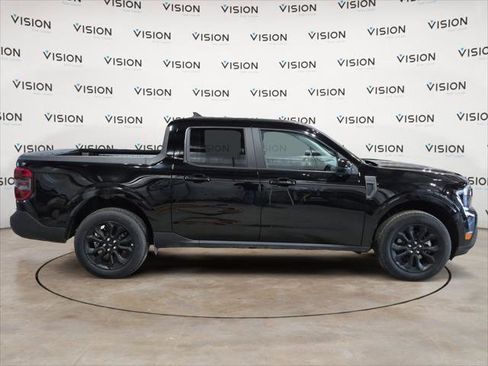 Used 2024 Ford Maverick Lariat w/ Black Appearance Package image 6