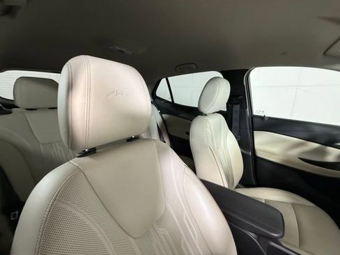 Used 2024 Buick Encore GX Avenir w/ Avenir Convenience Package FWD image 31