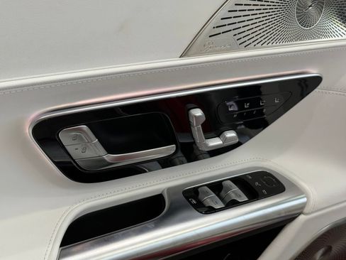 New 2026 Mercedes-Benz Maybach SL 680 image 10