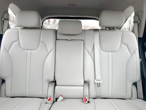 Used 2023 Kia Sorento S FWD image 42