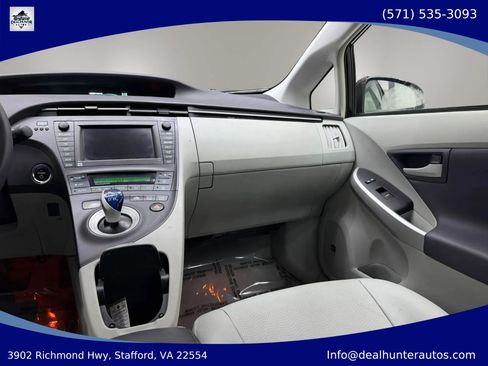 Used 2010 Toyota Prius Five FWD image 29