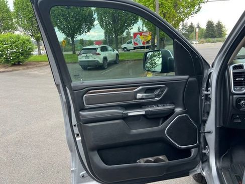 Used 2020 RAM 1500 Laramie AWD/4WD image 14