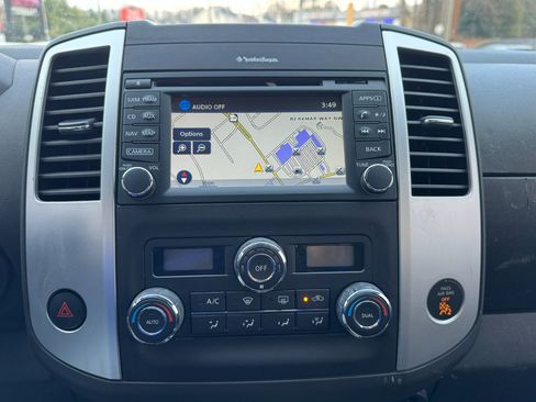 Used 2017 Nissan Frontier PRO-4X w/ Pro-4x Luxury Package image 17