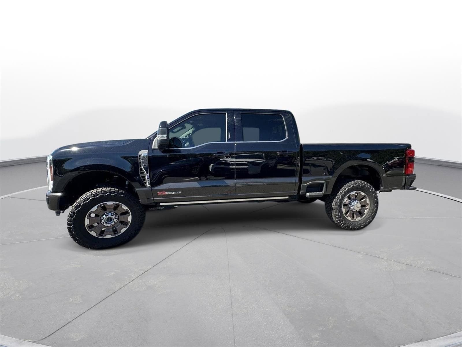 Used 2024 Ford F350 King Ranch AWD/4WD image 9