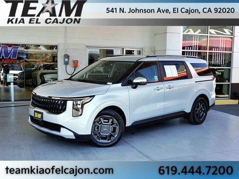 Certified 2026 Kia Carnival EX FWD image 1