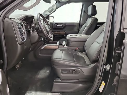 Used 2022 Chevrolet Silverado 1500 LT Trail Boss w/ LT Trail Boss Premium Package image 3