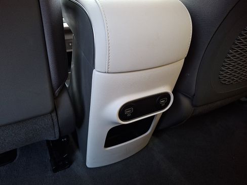 Certified 2024 Hyundai Ioniq 5 SEL AWD/4WD image 11