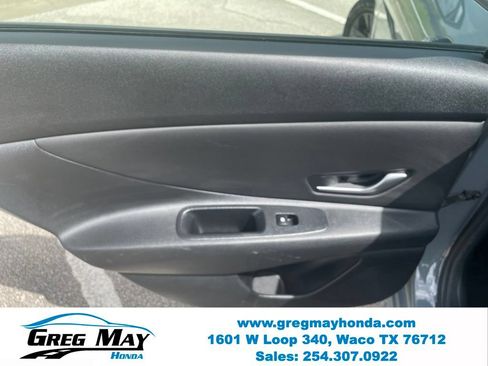 Used 2022 Hyundai Elantra SEL w/ Convenience Package FWD image 23