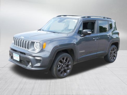 Used 2023 Jeep Renegade Limited w/ Sun/Sound Group image 3