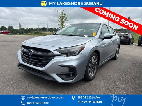 Used 2025 Subaru Legacy Limited AWD/4WD image 3