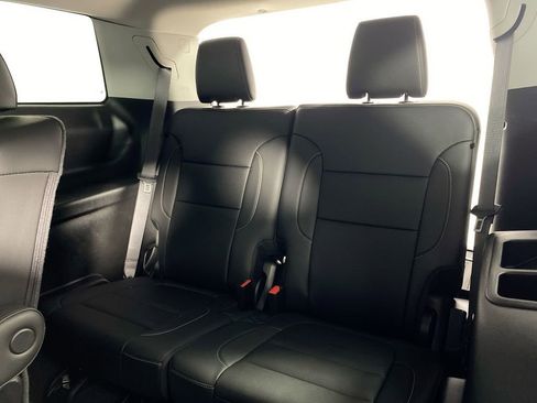 Used 2023 GMC Acadia SLT w/ Trailering Package image 23