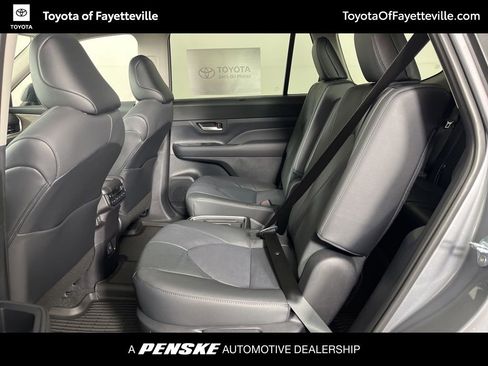 New 2026 Toyota Grand Highlander FWD image 21