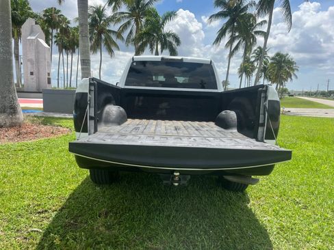 Used 2018 RAM 1500 Tradesman RWD image 9