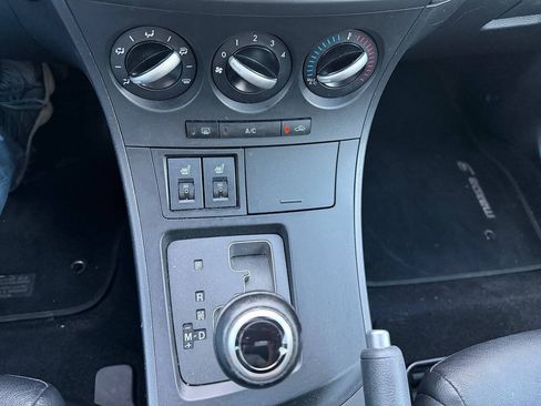 Used 2012 MAZDA MAZDA3 i Grand Touring FWD image 23