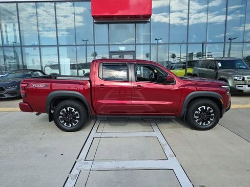 Used 2022 Nissan Frontier Pro-X RWD image 3