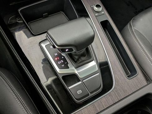 Used 2021 Audi Q5 e Premium Plus image 15