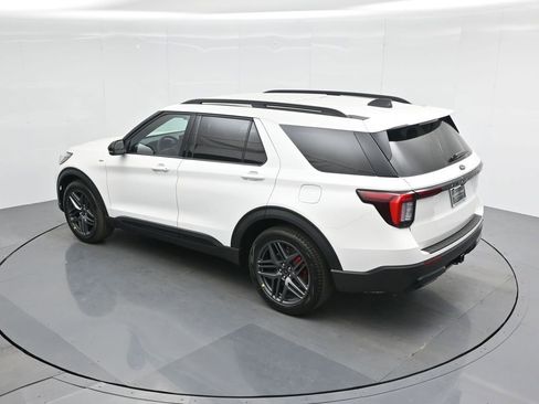 New 2025 Ford Explorer ST-Line w/ Premium Package image 46