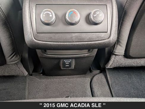 Used 2015 GMC Acadia SLE image 29