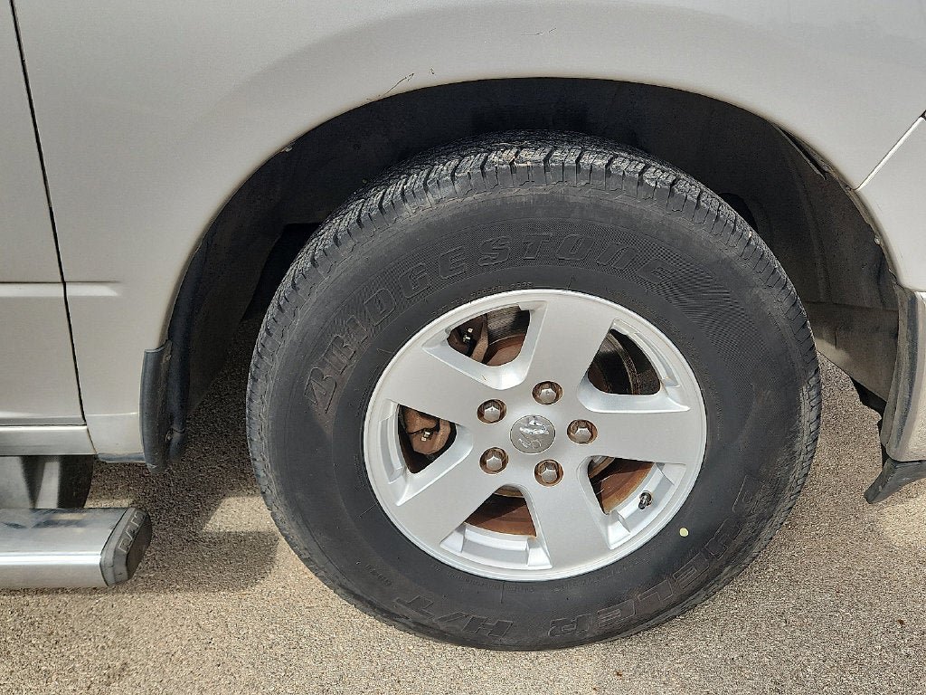 Used 2012 RAM 1500 Classic SLT RWD image 8