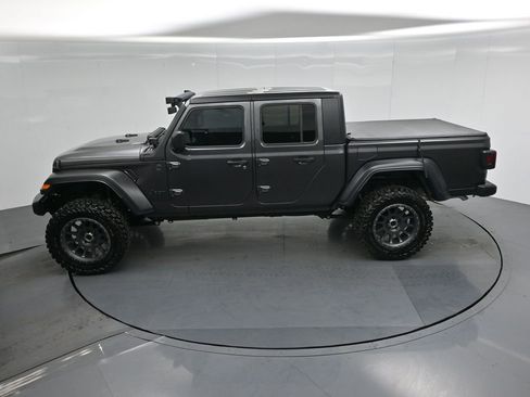 Used 2023 Jeep Gladiator Sport AWD/4WD image 36