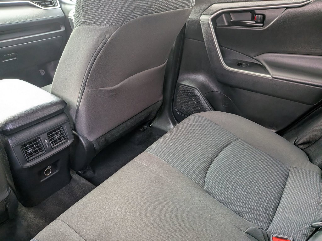 Used 2023 Toyota RAV4 LE AWD/4WD image 36