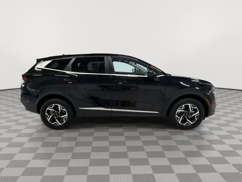 Used 2025 Kia Sportage LX AWD/4WD image 12