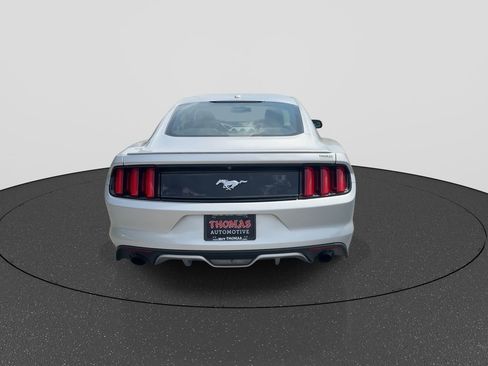 Used 2017 Ford Mustang Premium RWD image 7