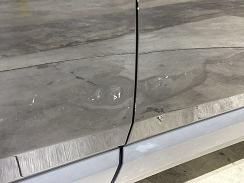 Used 2019 Chevrolet Traverse LS FWD image 30