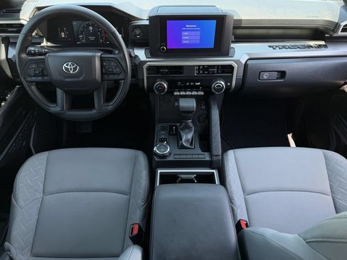 Used 2026 Toyota Tacoma SR5 AWD/4WD image 12