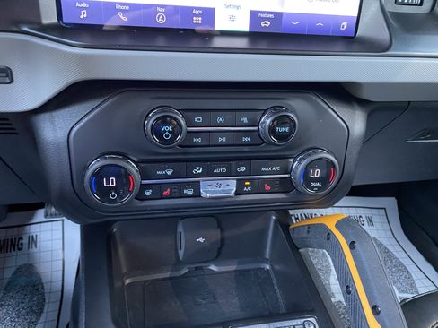 Used 2023 Ford Bronco Badlands AWD/4WD image 27