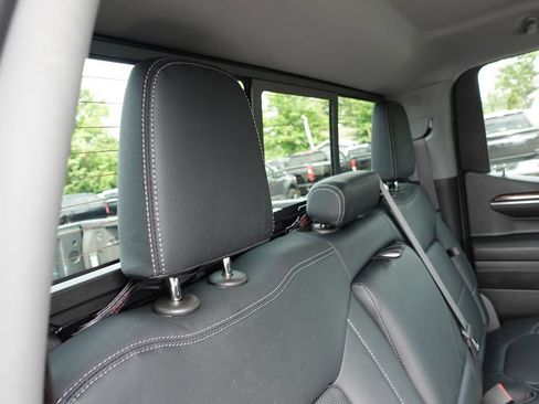 Used 2024 GMC Sierra 1500 Elevation w/ Preferred Package AWD/4WD image 34